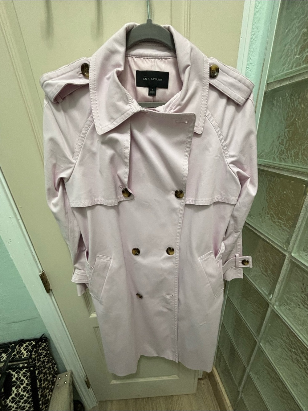 Ann Taylor Trench Coat Size Medium in Light Peony Pink